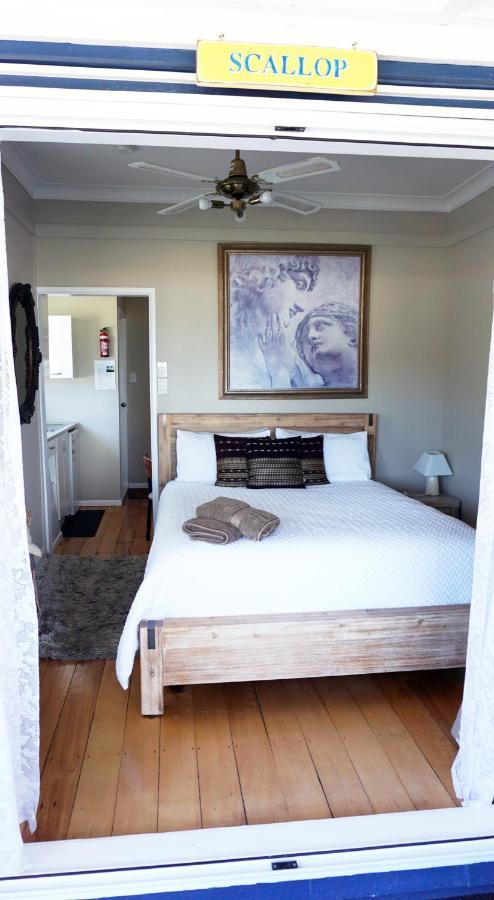 Nana Glads Beachfront Accommodation Whitianga Exterior photo