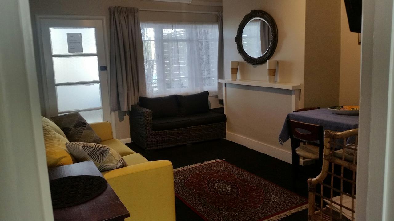 Nana Glads Beachfront Accommodation Whitianga Exterior photo